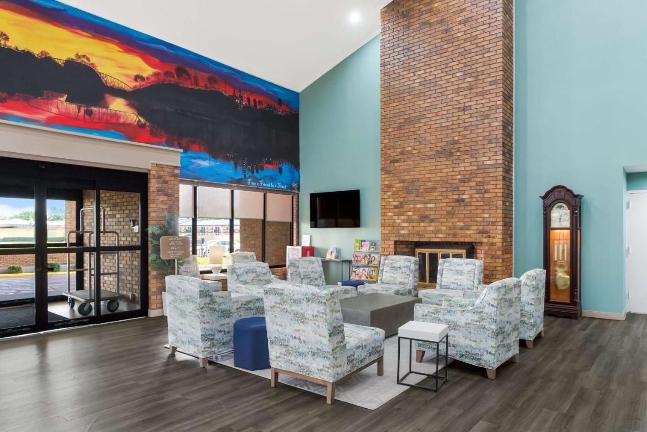 Surestay Plus Hotel By Best Western غرينوود المظهر الخارجي الصورة