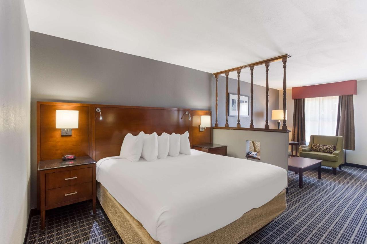 Surestay Plus Hotel By Best Western غرينوود المظهر الخارجي الصورة