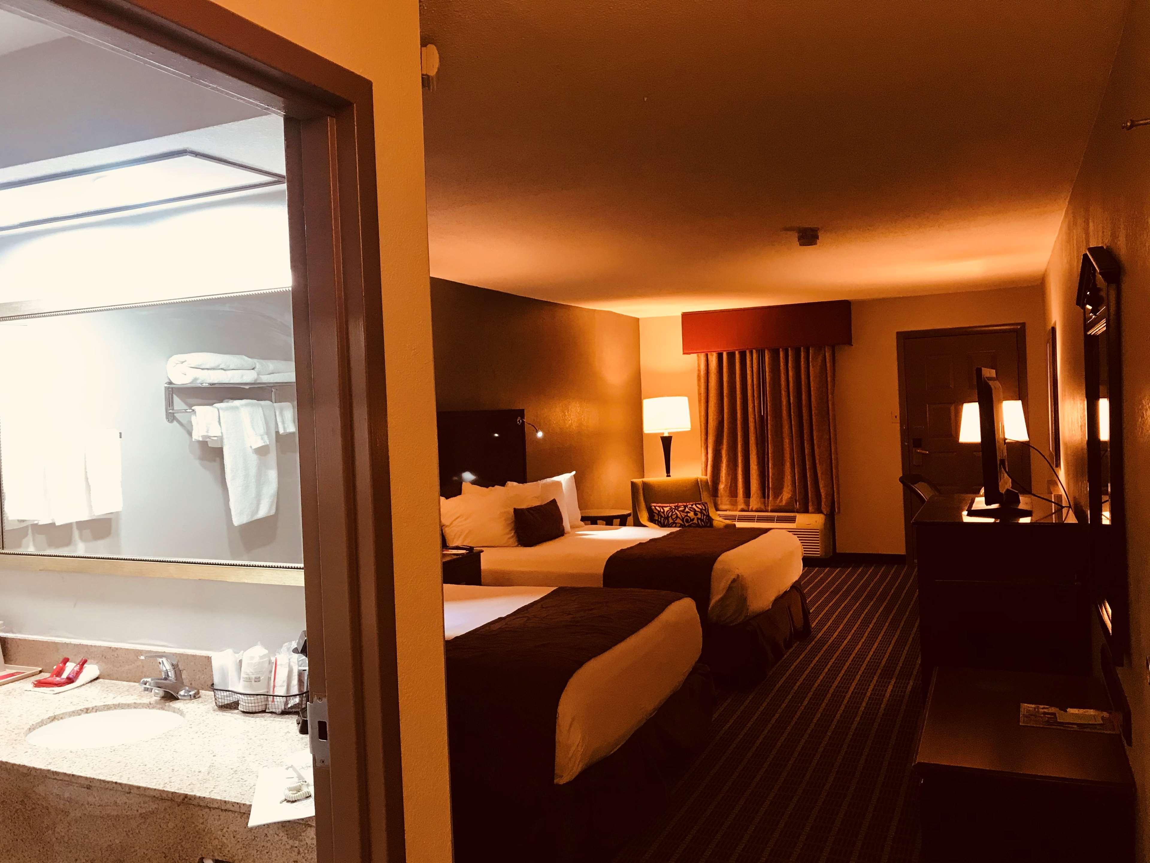 Surestay Plus Hotel By Best Western غرينوود المظهر الخارجي الصورة